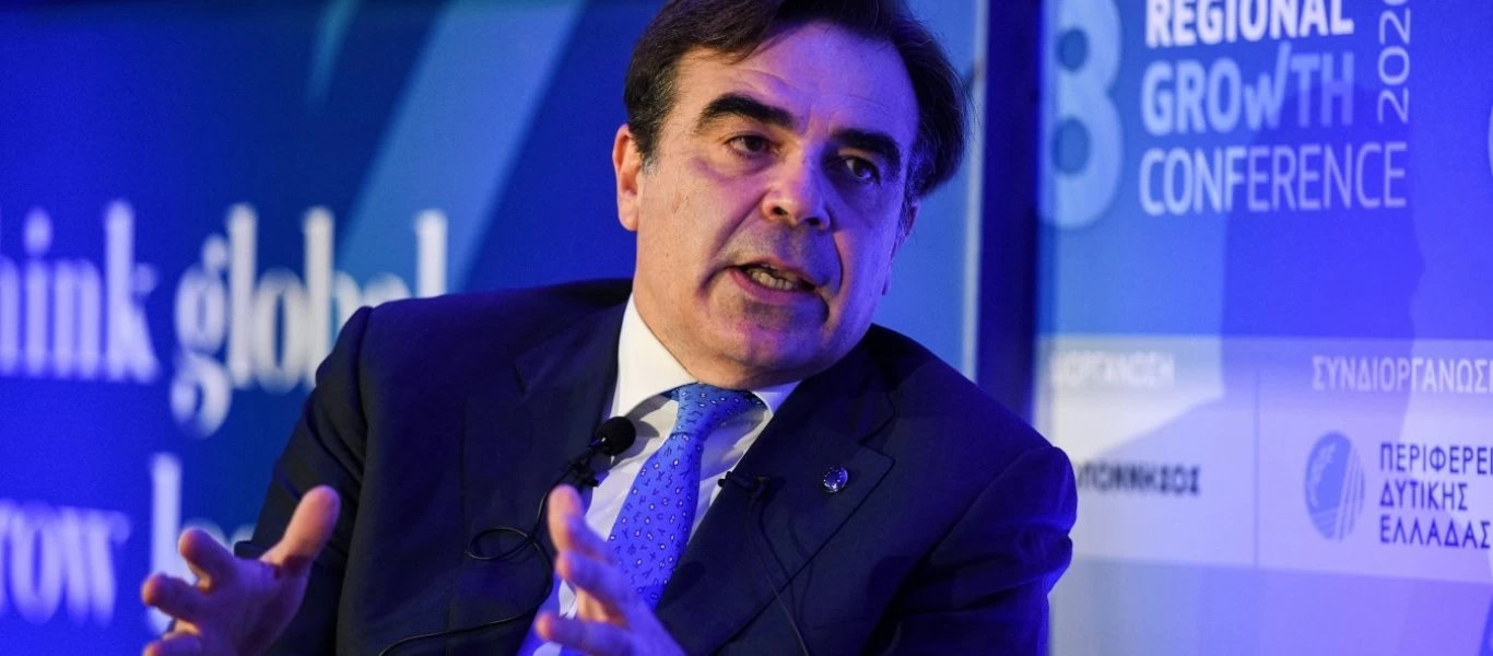 Μ.Σχοινάς για εμβόλιο Pfizer: «Επιτέλους σταθερή ελπίδα για φως στο τέλος του τούνελ» (φώτο)